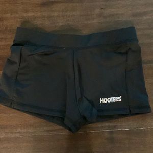 Hooters S black shorts